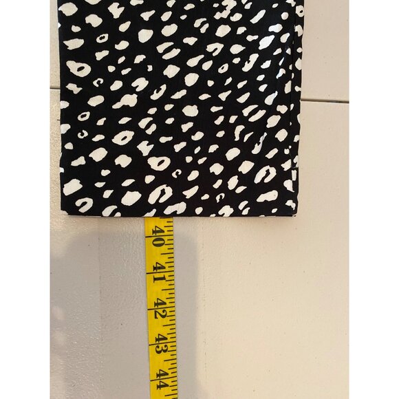 Chicos Size 6 Womens Black & White Animal Print Pants Size 0.5 - Picture 6 of 9